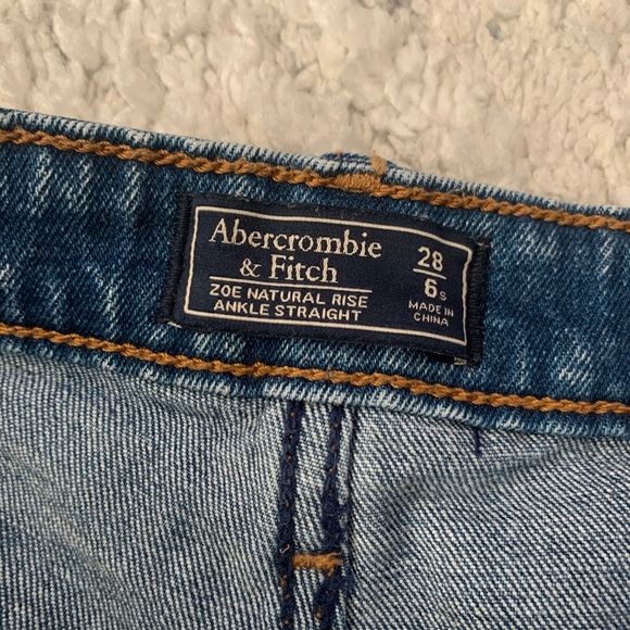 ABERCROMBIE CROPPED ACID WASH JEANS - Picture 5 of 7